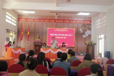 HỌP PHỤ HUYNH HỌC KỲ I NĂM HỌC 2023-2024