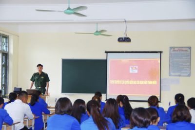 Tuyên truyền về chủ quyền biển đảo và Chiến lược bảo vệ Tổ quốc trong tình hình mới, thực hiện Luật Nghĩa vụ quân sự cho đoàn viên thanh niên